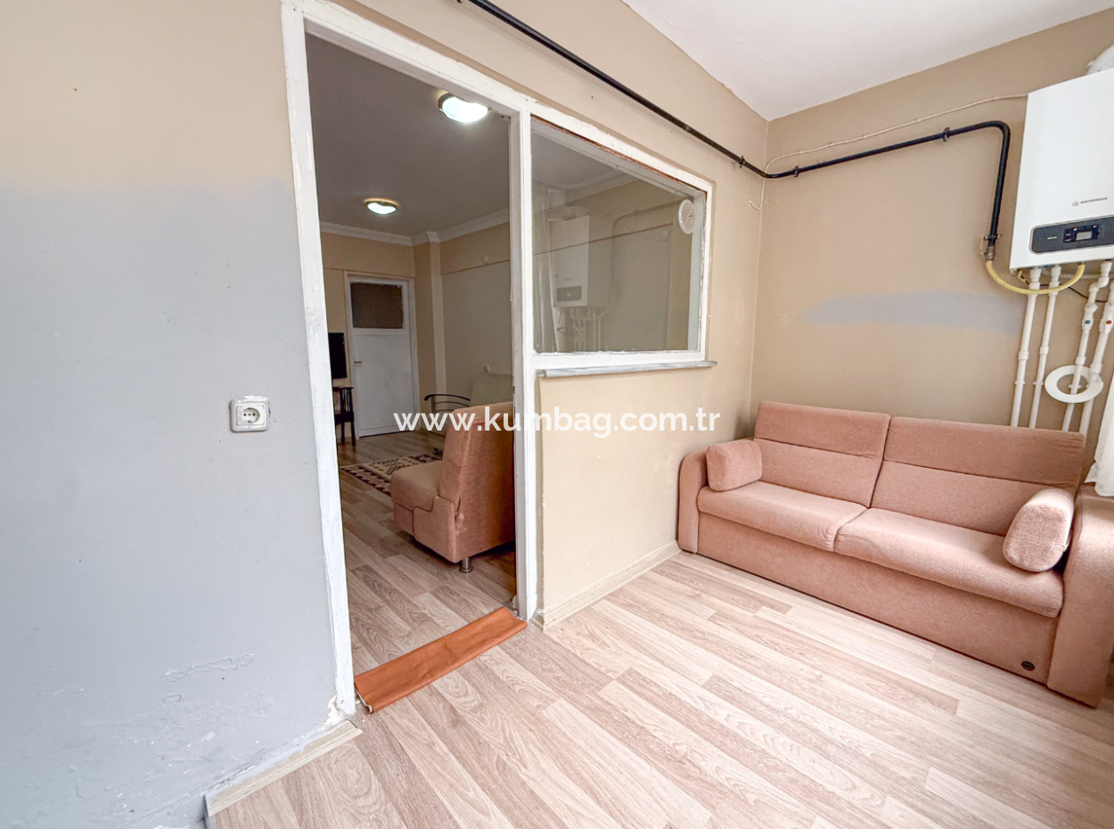Kumbağ Merkezi Konumda Bahçeli Full Eşyalı 1+1 Satılık Daire