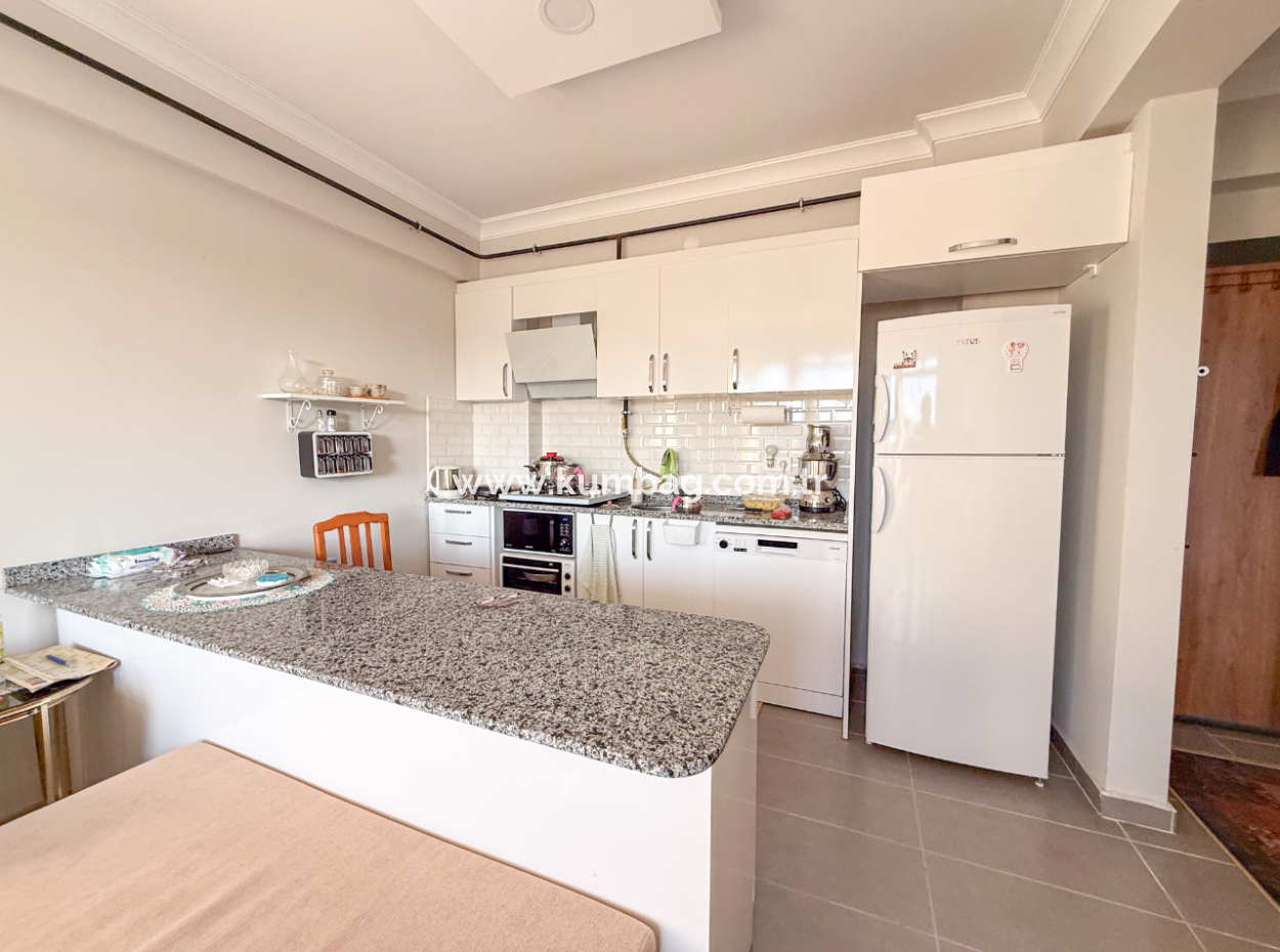 Aquaparklı Havuzlu Denize Yakın Site İçinde Satılık 1+1 Daire