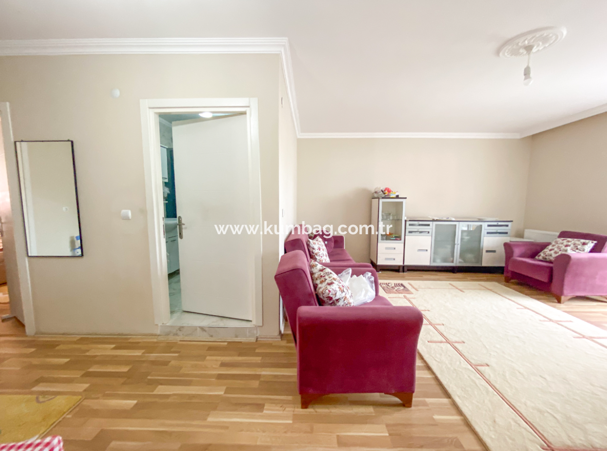 Kumbağ Köyiçinde Çok Geniş Eşyalı/Eşyasız 2+1 Kiralık Daire