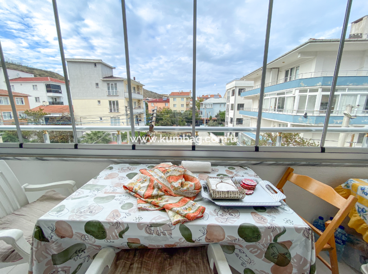 Kumbağ Köyiçinde Çok Geniş Eşyalı/Eşyasız 2+1 Kiralık Daire