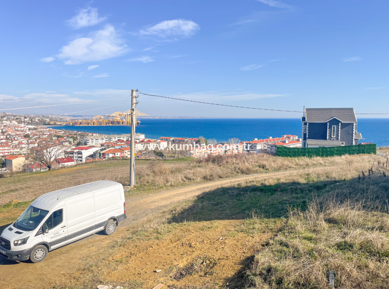 Komple Deniz Manzaralı Kumbağ Tepede İskanlı Satılık 2+1 Daire