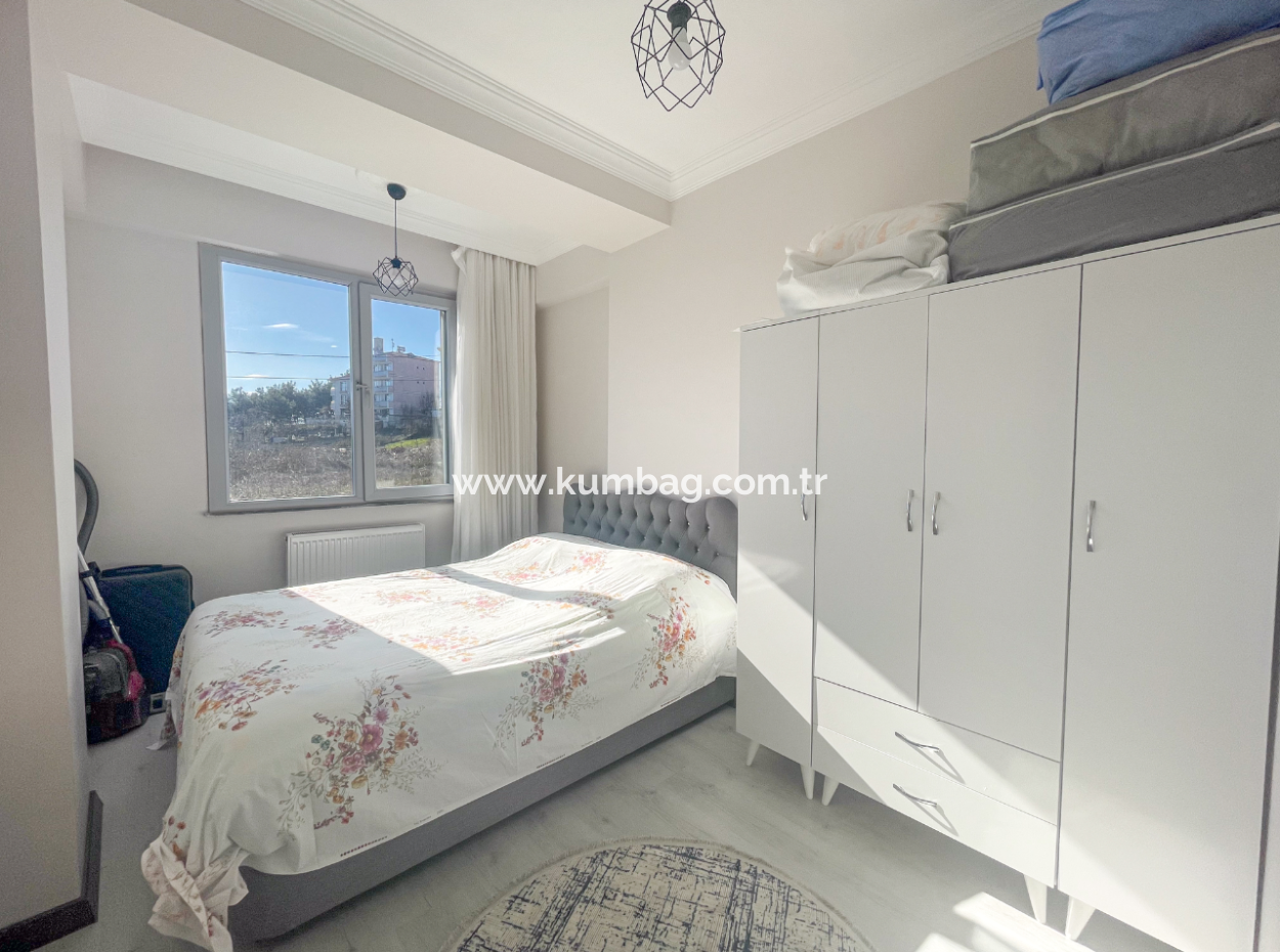 Komple Deniz Manzaralı Kumbağ Tepede İskanlı Satılık 2+1 Daire