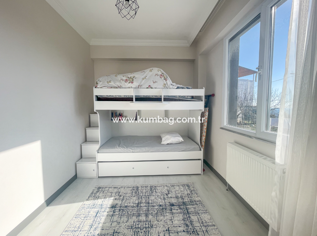 Komple Deniz Manzaralı Kumbağ Tepede İskanlı Satılık 2+1 Daire