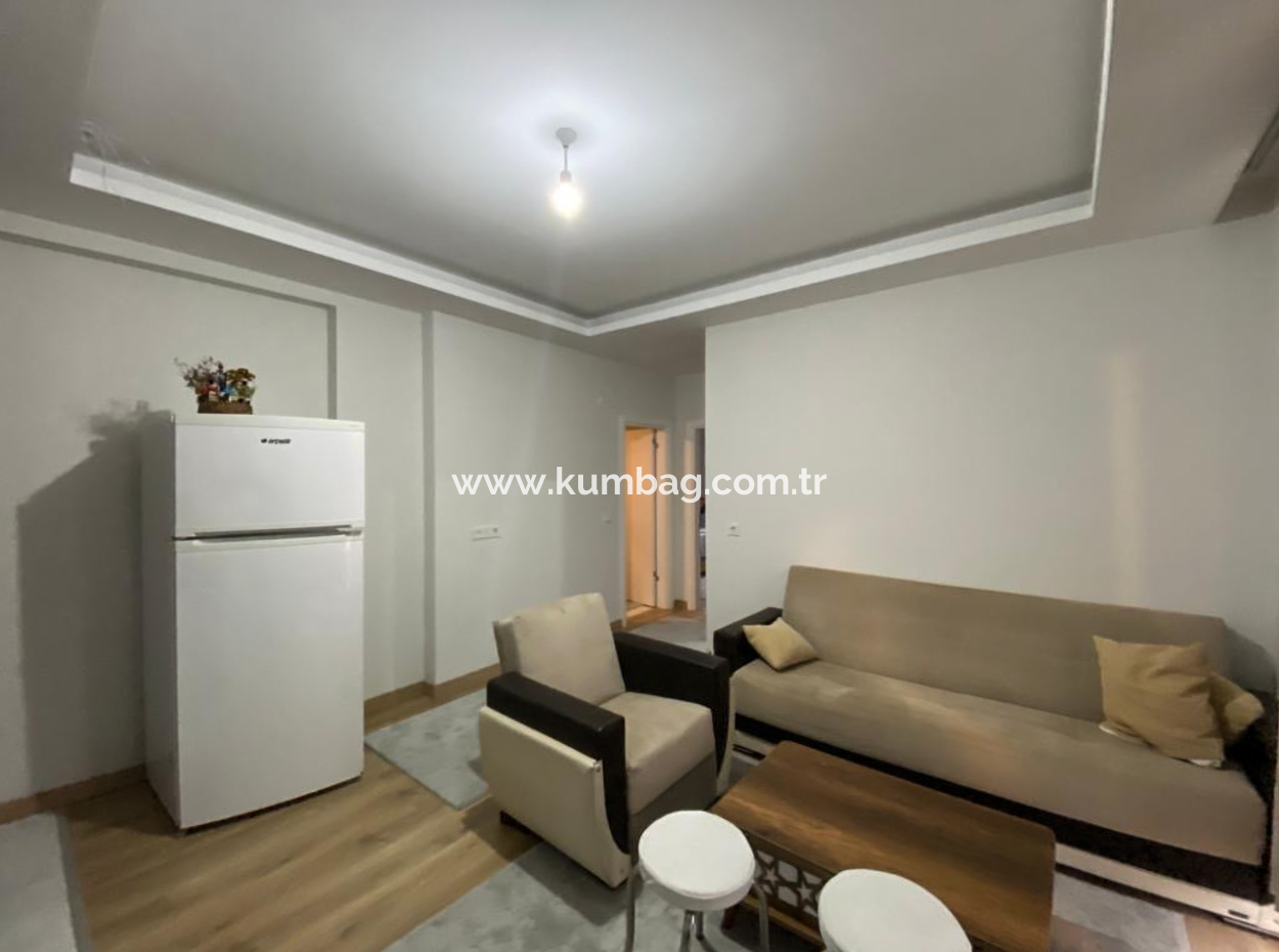 Kumbağ'da Havuzlu Butik Sitede Bahçeli Full Eşyalı Satılık 2+1 Daire