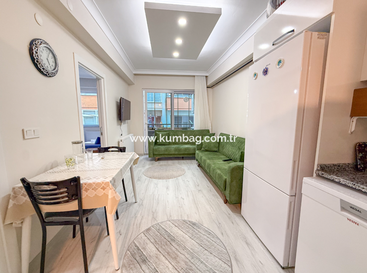 Kumbağ'da Merkezi Konumda İskanlı 1+1 Satılık Daire