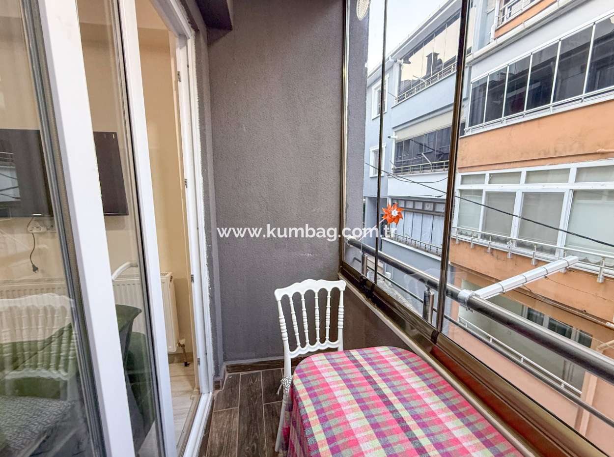 Kumbağ'da Merkezi Konumda İskanlı 1+1 Satılık Daire