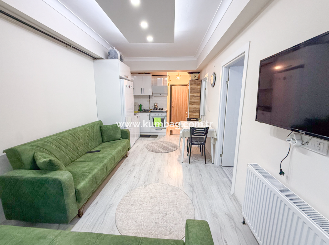 Kumbağ'da Merkezi Konumda İskanlı 1+1 Satılık Daire