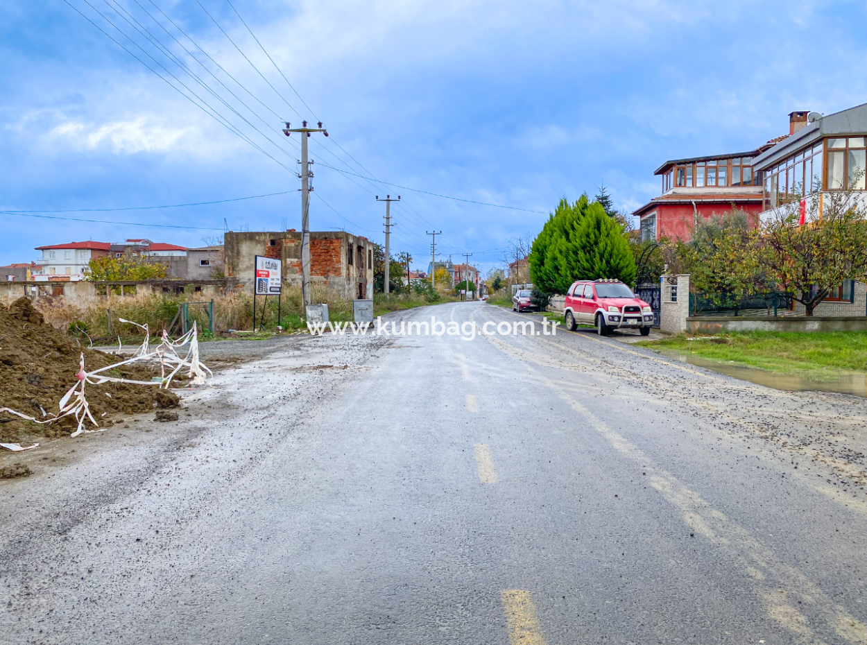 Yeni Sitede Geniş Ve Ferah İskanlı Satılık Ara Kat 2+1 Daire