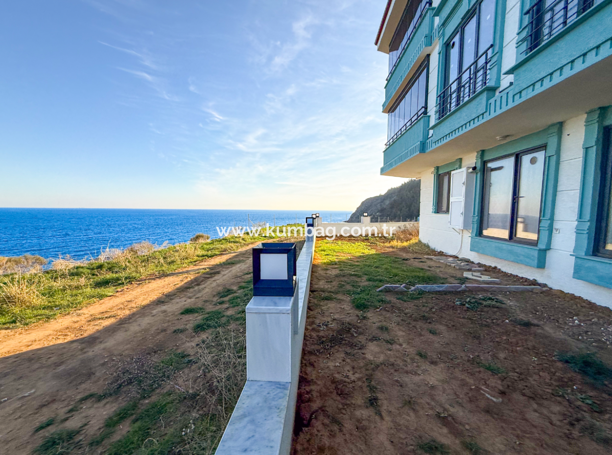 Kumbağ Panoramik Deniz Manzaralı Bahçeli Sıfır 1+1 Satılık Daire