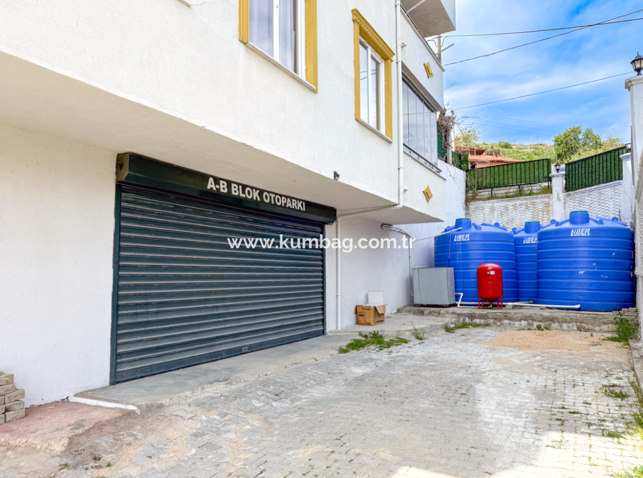 Kumbağ Köy İçi Mevkii Havuzlu Deniz Manzaralı Kiralık 2+1 Daireler