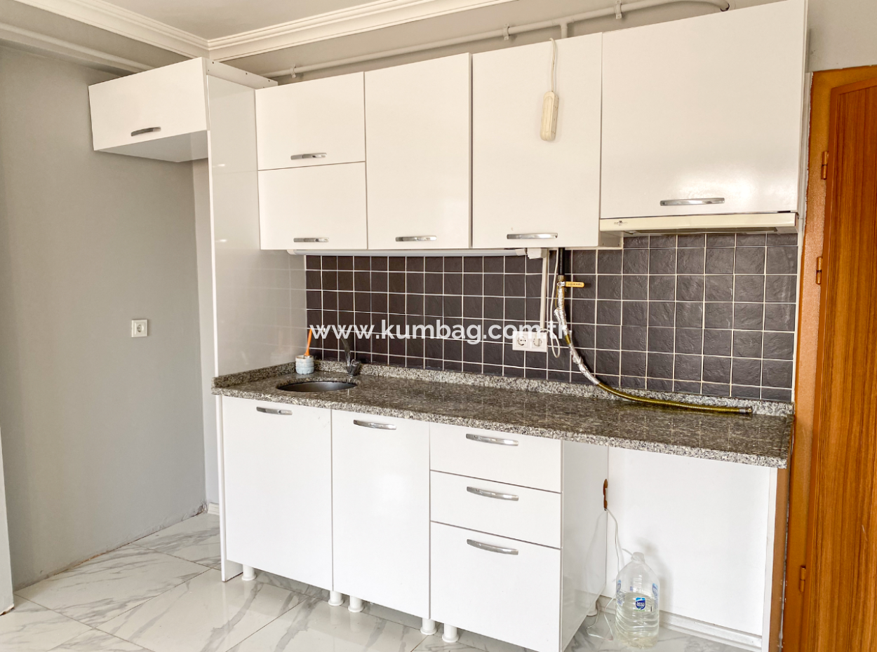 Kumbağ Köy İçi Mevkii Havuzlu Deniz Manzaralı Kiralık 2+1 Daireler