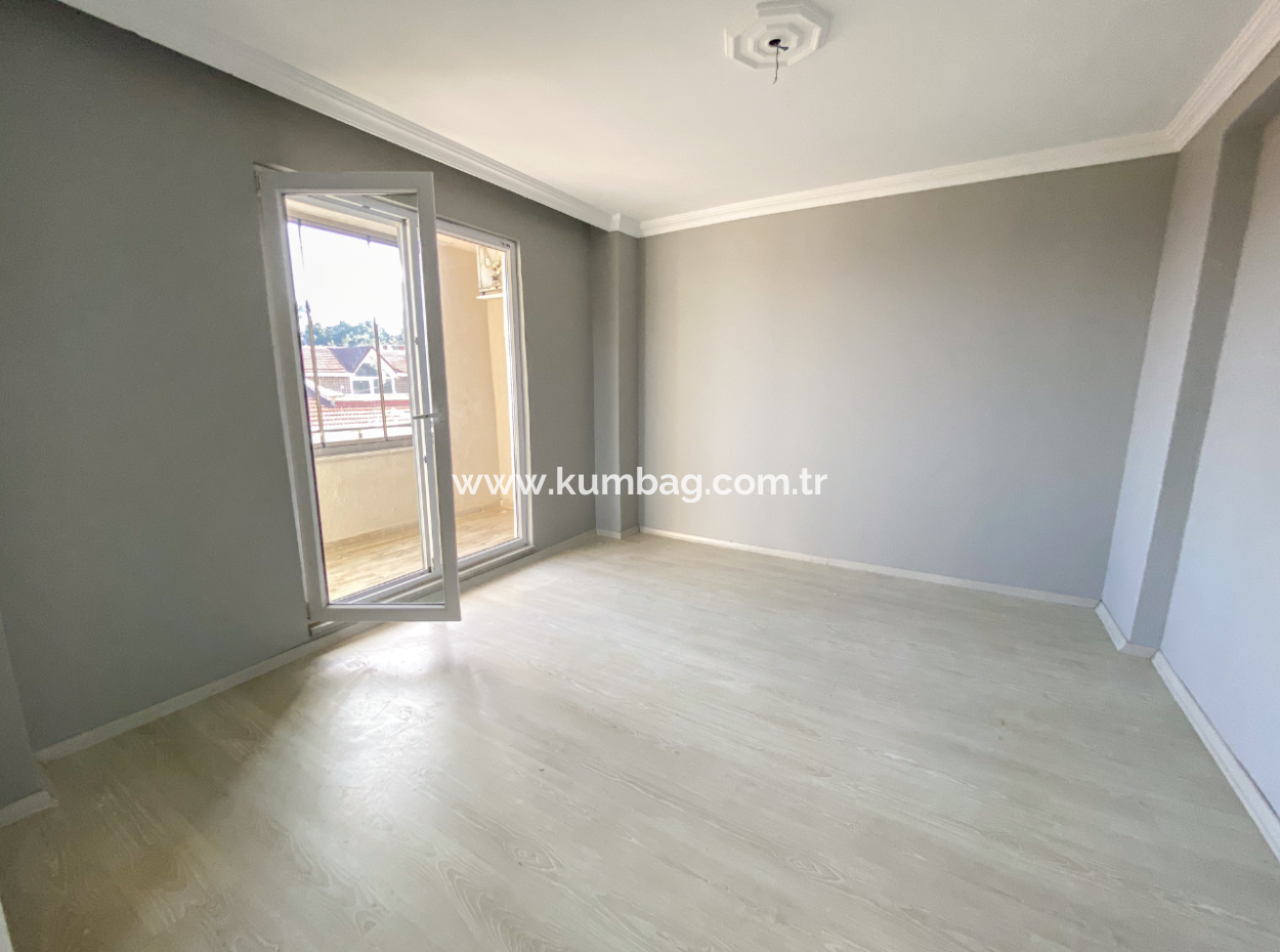 Kumbağ Köy İçi Mevkii Havuzlu Deniz Manzaralı Kiralık 2+1 Daireler