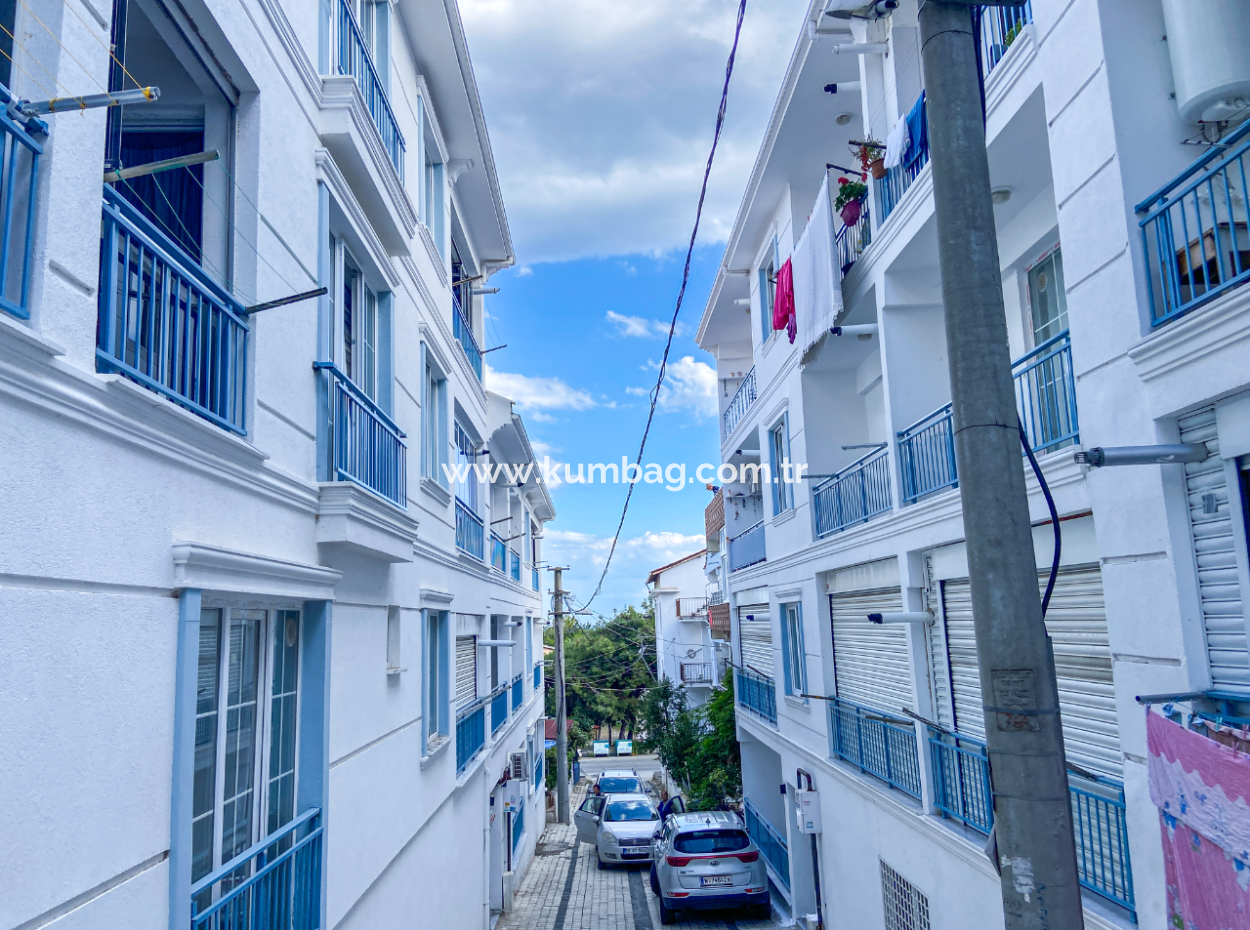 Kumbağ Merkezi Konumda Eşyalı Deniz Manzaralı 2+1 Kiralık Daire