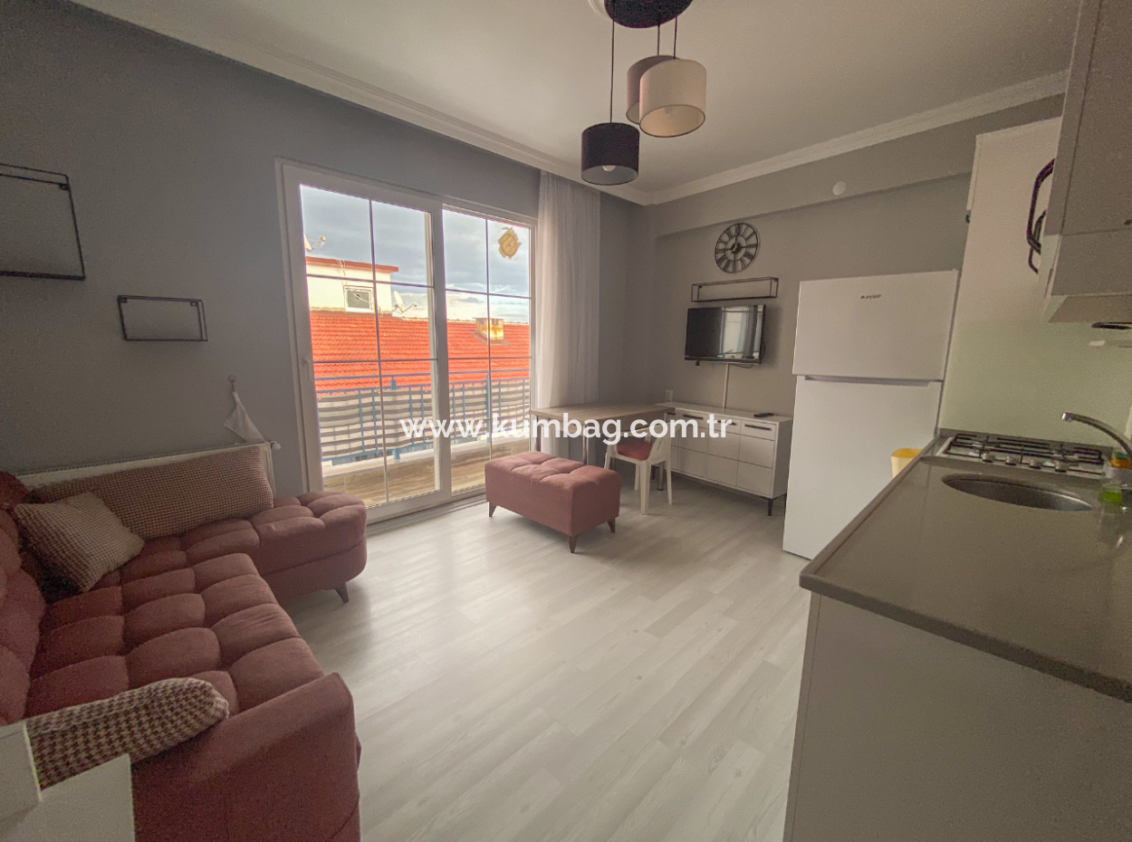 Kumbağ Merkezi Konumda Eşyalı Deniz Manzaralı 2+1 Kiralık Daire