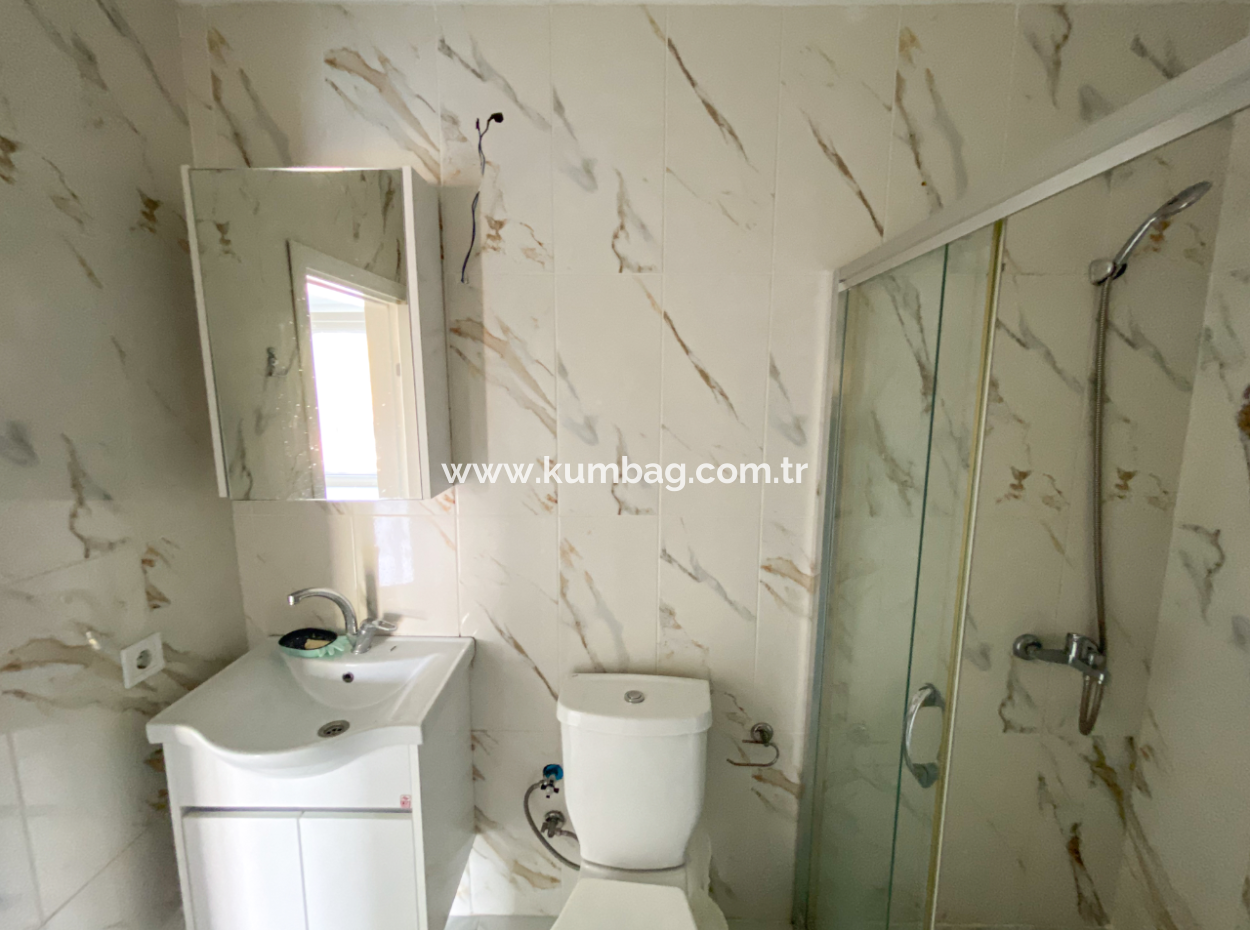 Kumbağ Köy İçi Mevkii Havuzlu Deniz Manzaralı Kiralık 2+1 Daire