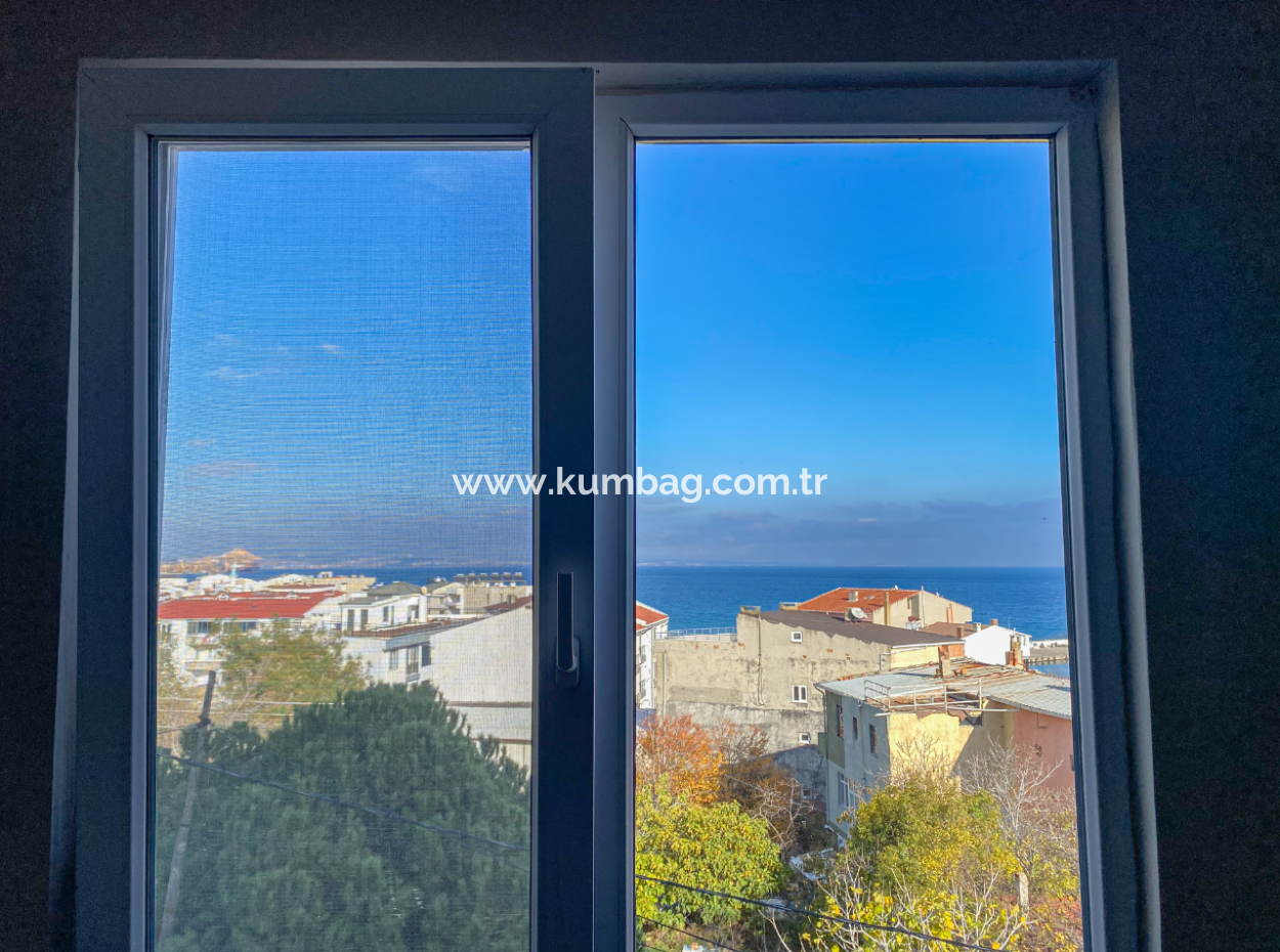 Kumbağ Köy İçi Mevkii Havuzlu Deniz Manzaralı Kiralık 2+1 Daire