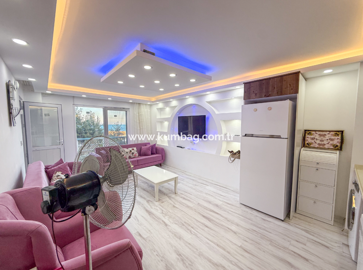 Kumbağ'da Deniz Manzaralı Havuzlu Full Eşyalı 2+1 Satılık Daire