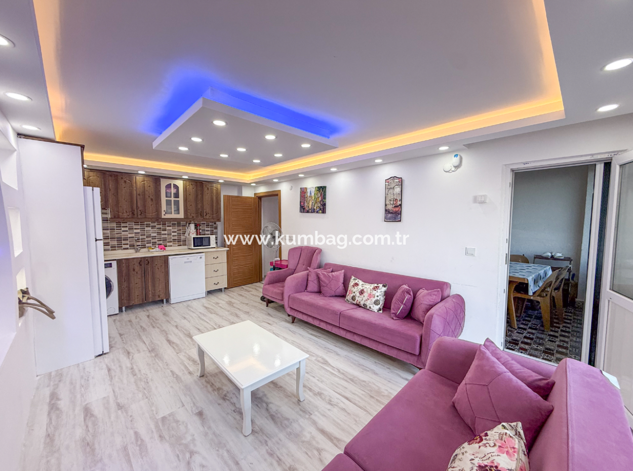 Kumbağ'da Deniz Manzaralı Havuzlu Full Eşyalı 2+1 Satılık Daire