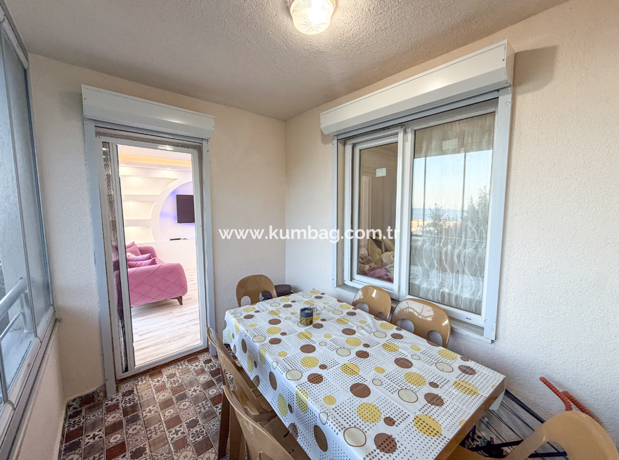 Kumbağ'da Deniz Manzaralı Havuzlu Full Eşyalı 2+1 Satılık Daire
