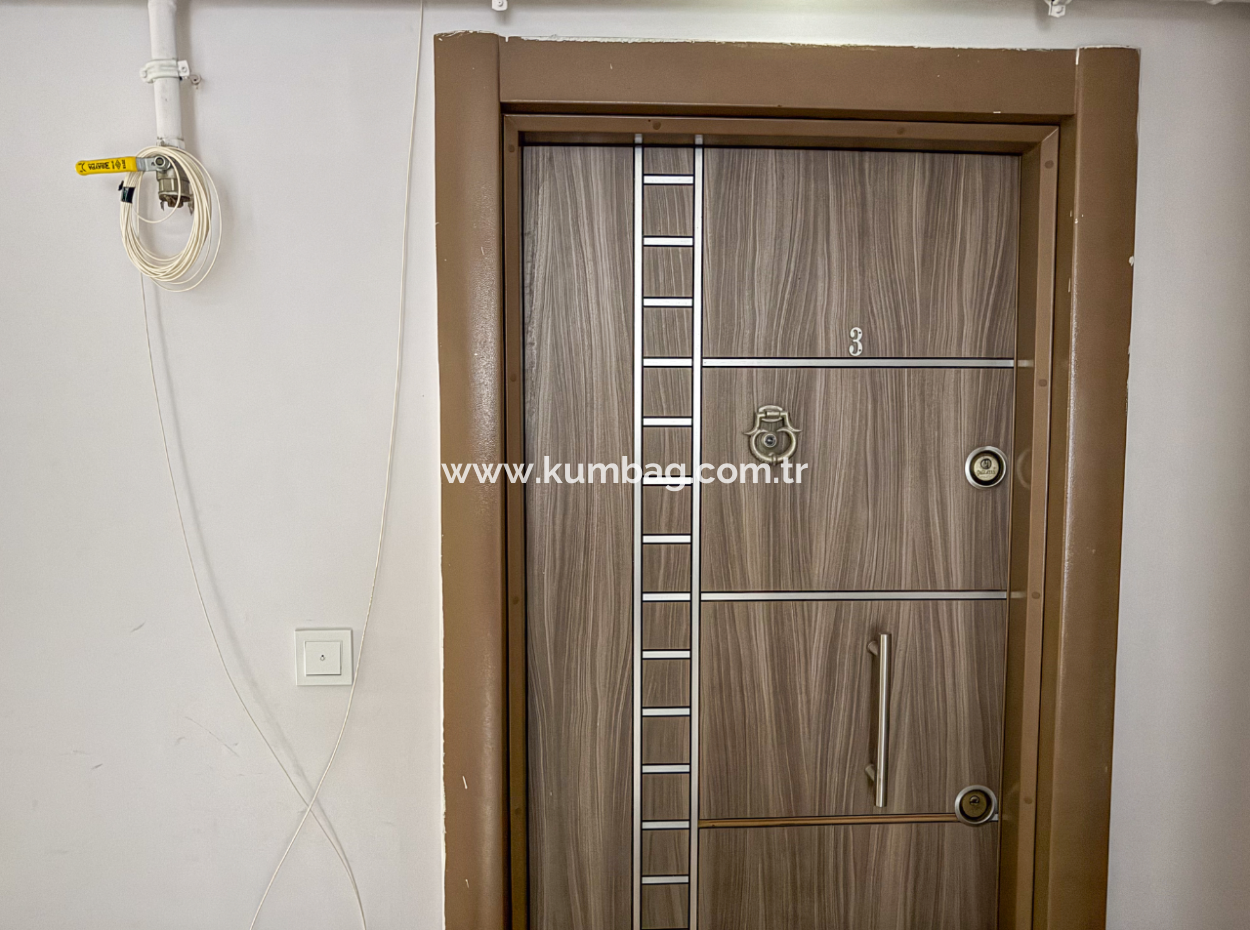 Kumbağ'da Deniz Manzaralı Havuzlu Full Eşyalı 2+1 Satılık Daire