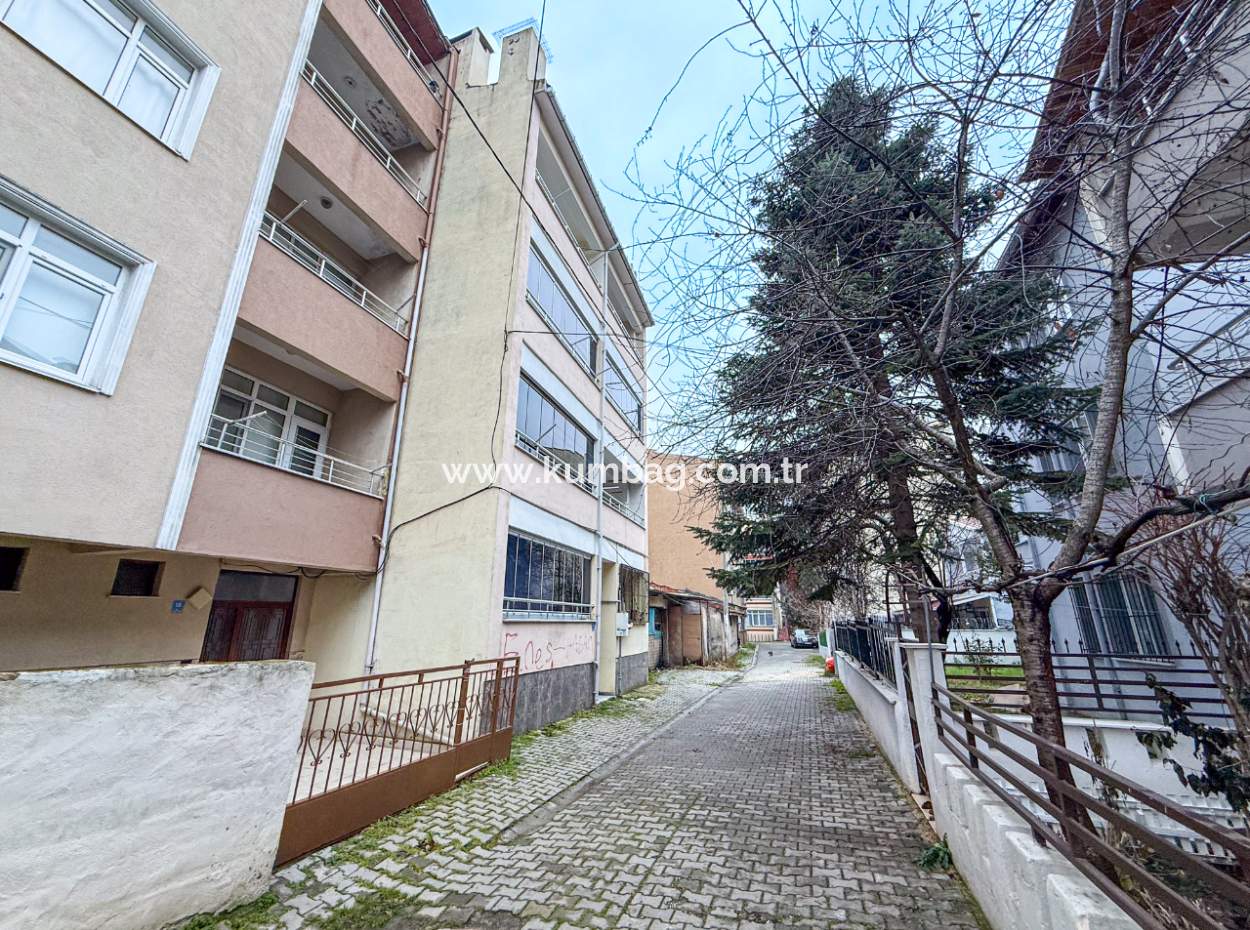 Kumbağ Merkezde Teraslı Ve Çift Balkonlu Satılık 3+1 Dubleks