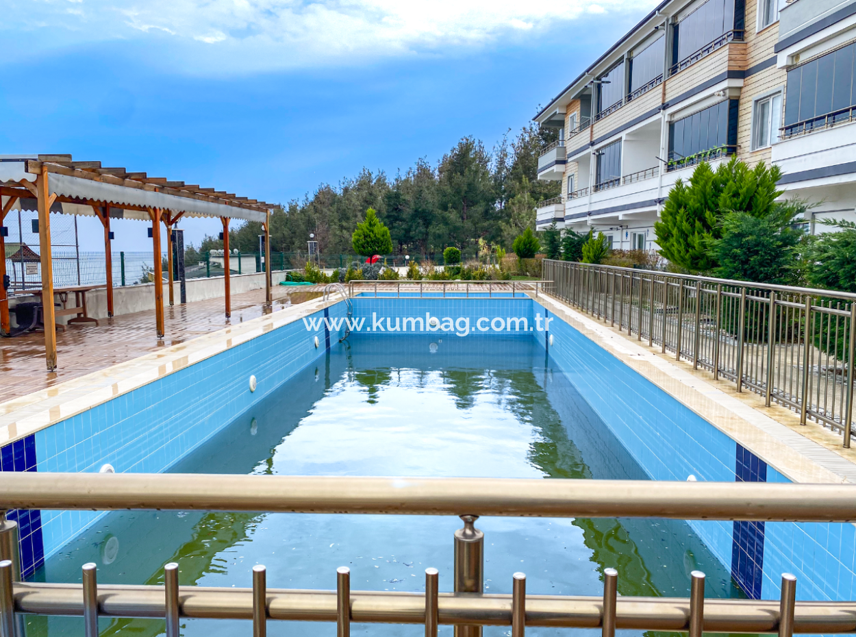 Kumbağ Havuzlu Sitede Full Eşyalı Sezonluk Kiralık Lüks 1+1 Daire