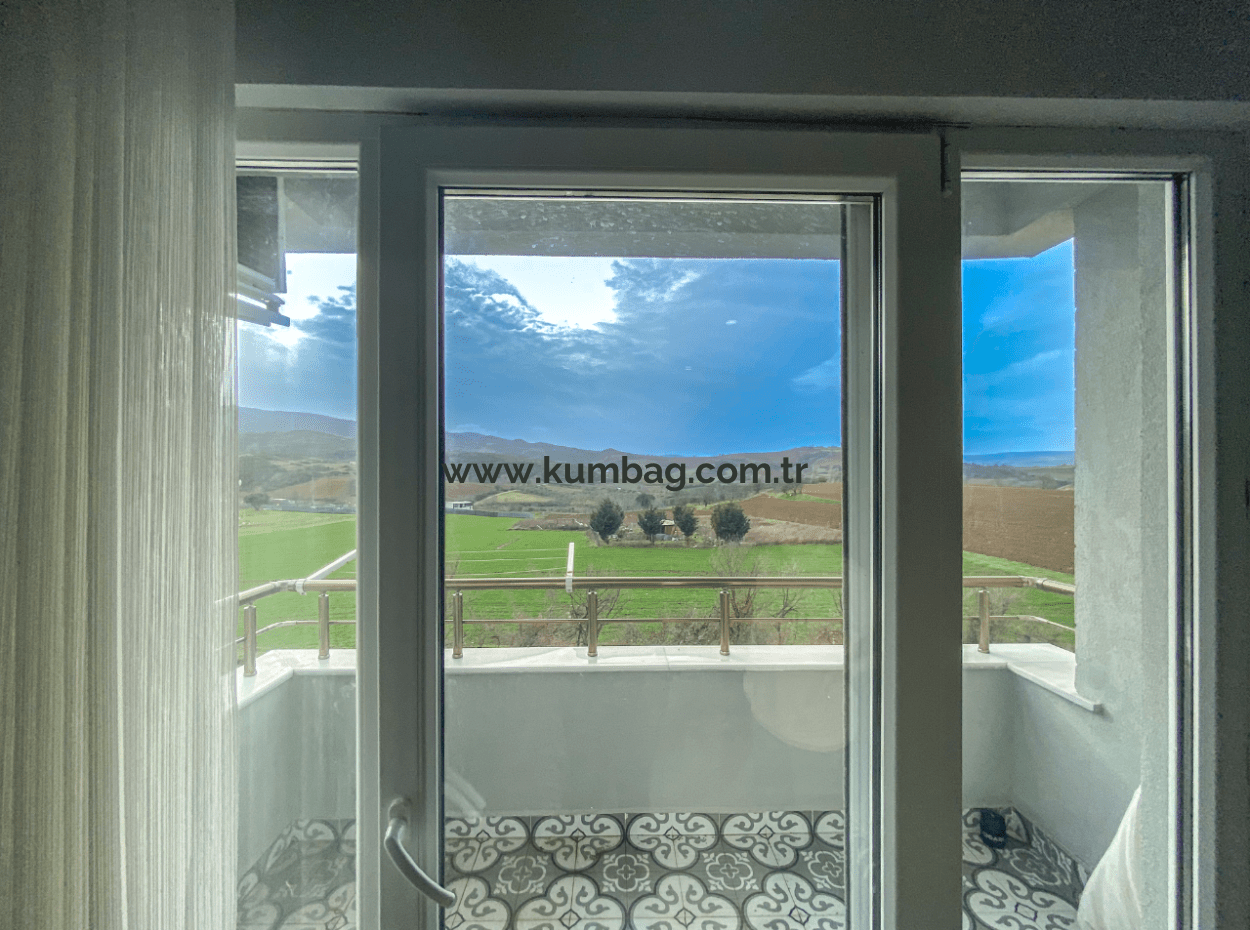 Kumbağ Havuzlu Sitede Full Eşyalı Sezonluk Kiralık Lüks 1+1 Daire