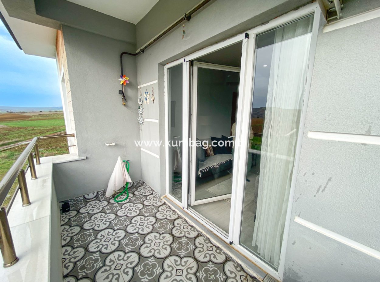 Kumbağ Havuzlu Sitede Full Eşyalı Kiralık Lüks 1+1 Daire