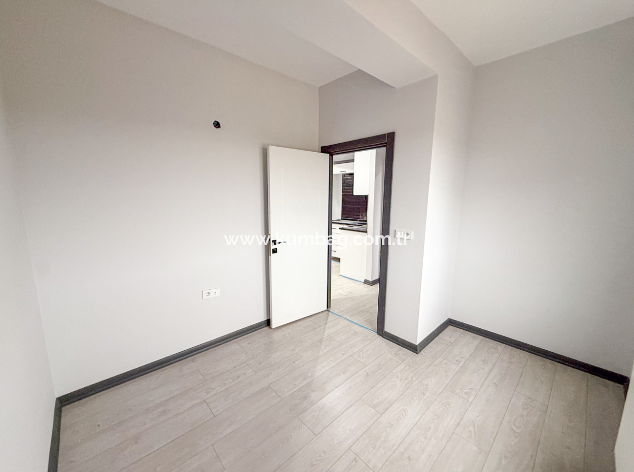 Kumbağ'da Lüks Havuzlu Ova Kent 2 Sitesinde Satılık 2+1 Daireler