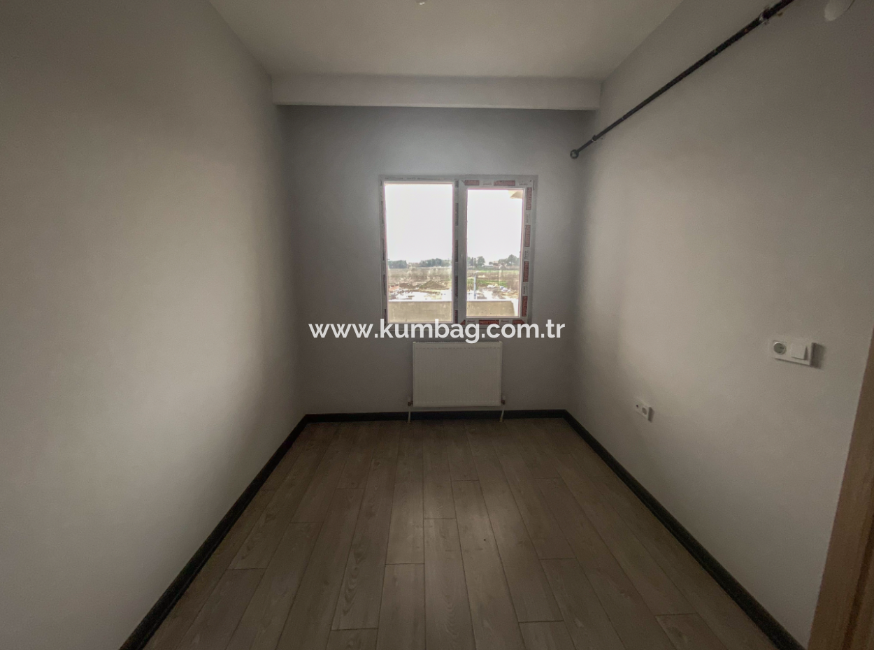 Kumbağ Havuzlu Ova Kent 1 Sitesinde İskanlı Satılık 2+1 Dubleks Daireler