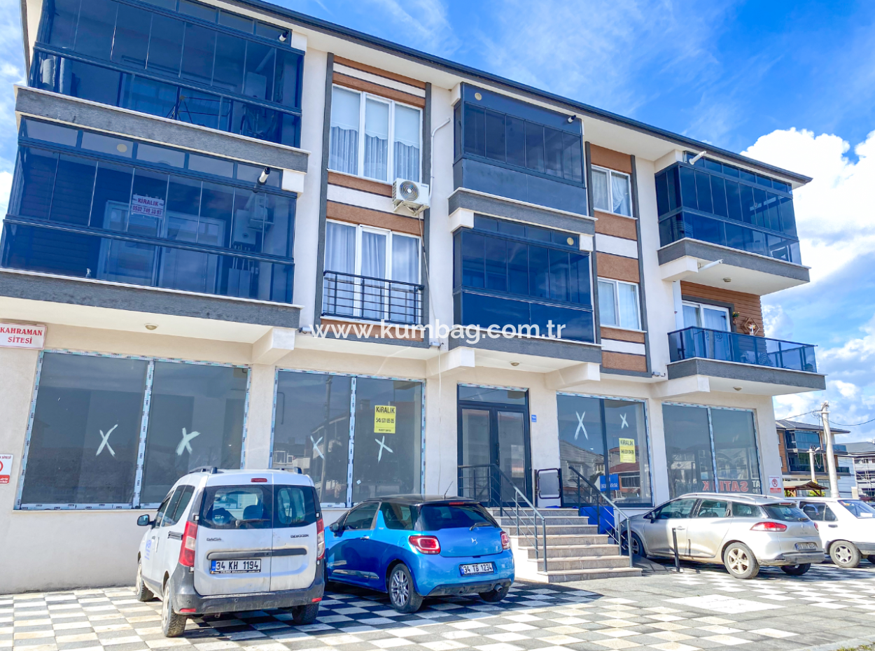 Kumbağ İşlek Ana Cadde Üzerinde 135 M2 Geniş Kiralık Dükkan