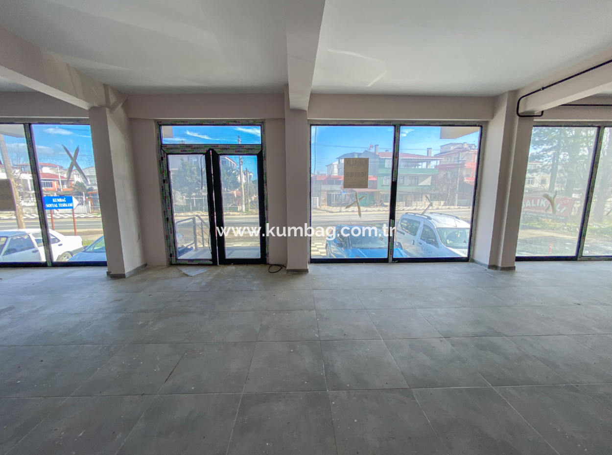 Kumbağ İşlek Ana Cadde Üzerinde 135 M2 Geniş Kiralık Dükkan