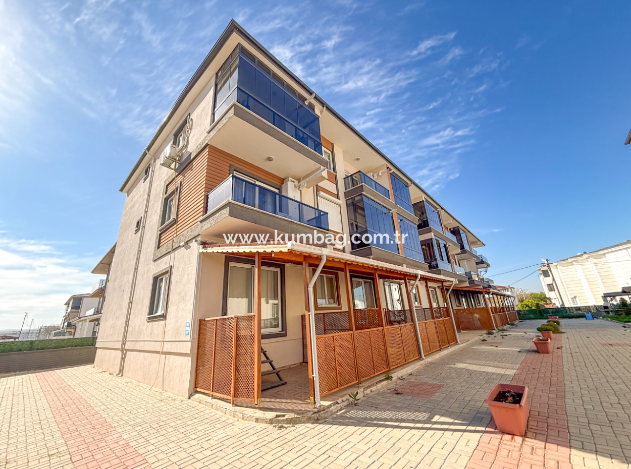 Kumbağ'da Ana Caddeye Sıfır Site İçinde Kiralık 1+1 Daire