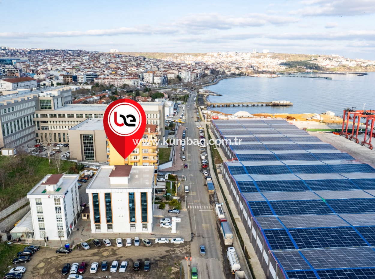 100.Yıl Alt Yol Caddede Deniz Manzaralı Komple Kiralık Plaza