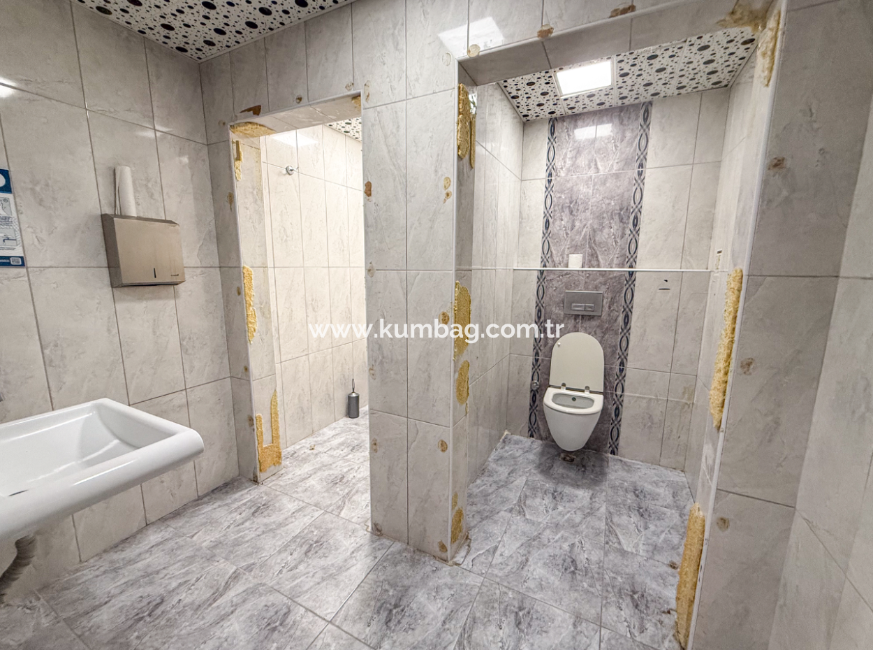 100.Yıl Alt Yol Caddede Deniz Manzaralı Komple Kiralık Plaza