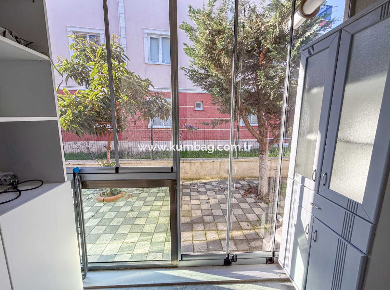 Kumbağ'da Caddenin Deniz Tarafında Eşyalı İskanlı 1+1 Daire