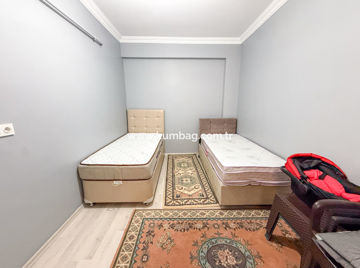 Kumbağ Limanda Asansörlü İskanlı Binada Satılık 2+1 Eşyalı Daire