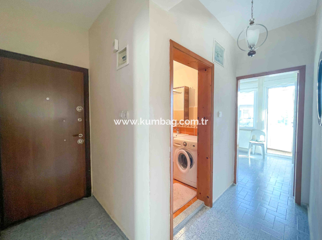 Kumbağ Caddenin Deniz Tarafında Geniş 2+1 Eşyalı Kiralık Daire