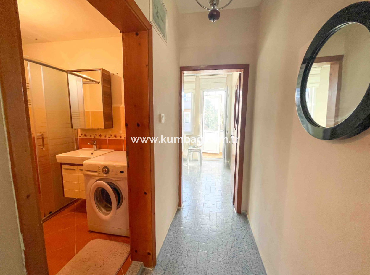 Kumbağ Caddenin Deniz Tarafında Geniş 2+1 Eşyalı Kiralık Daire