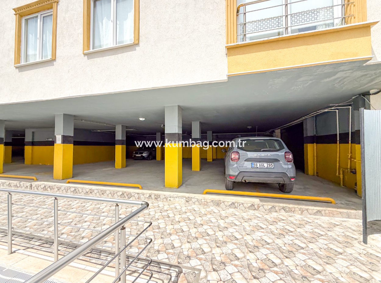 Kumbağ Limanda Havuzlu Sitede Kiralık 2+1 Dubleks Teraslı Daire