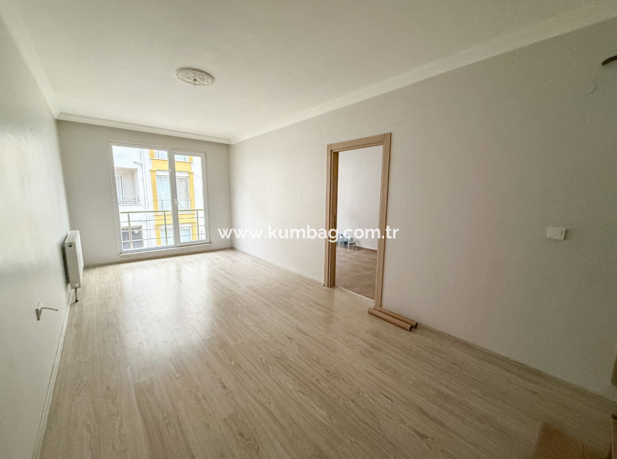 Kumbağ Limanda Havuzlu Sitede Kiralık 2+1 Dubleks Teraslı Daire