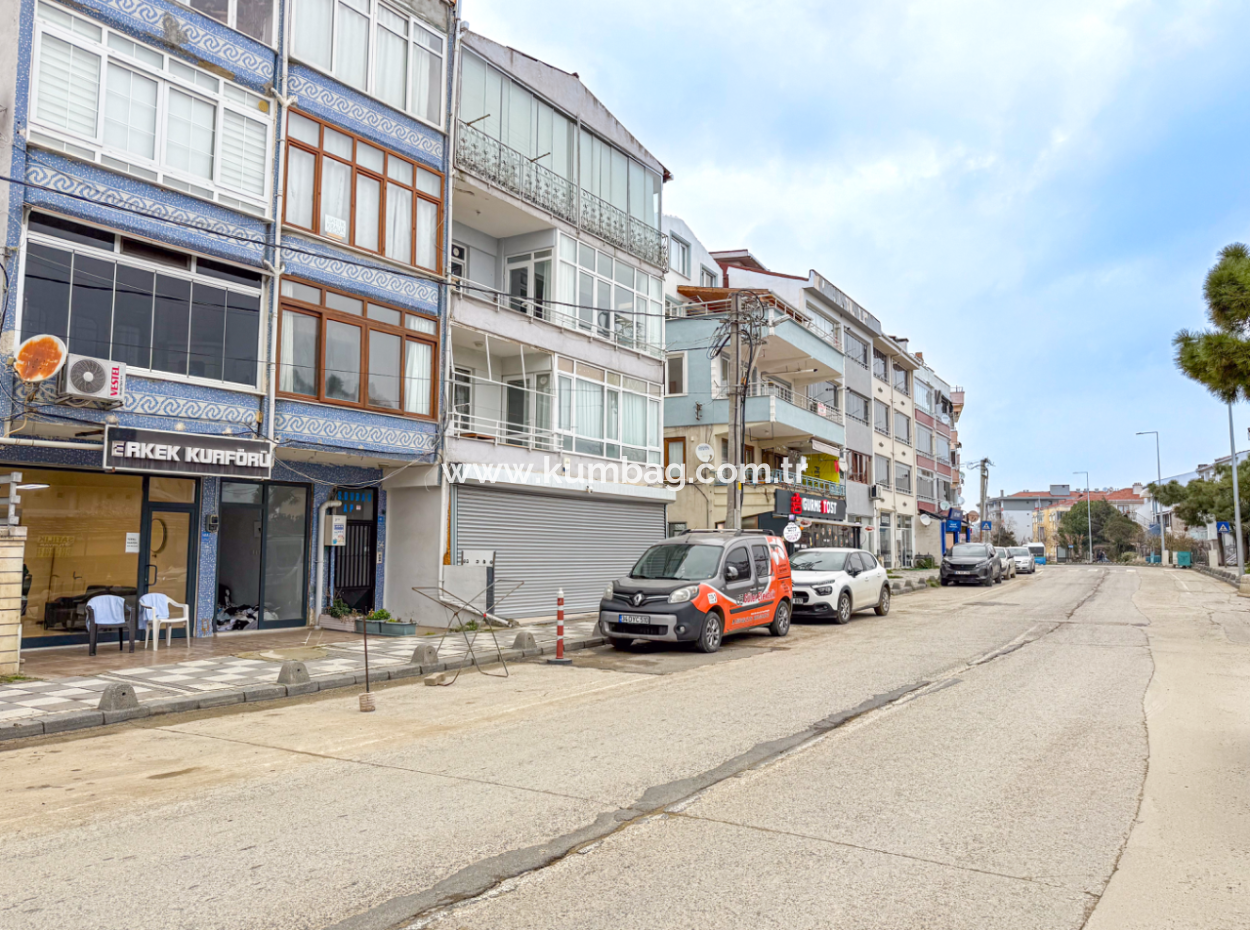 Kumbağ Ana Cadde Üzerinde Denize Yakın Bahçeli 1+1 Kiralık Daire
