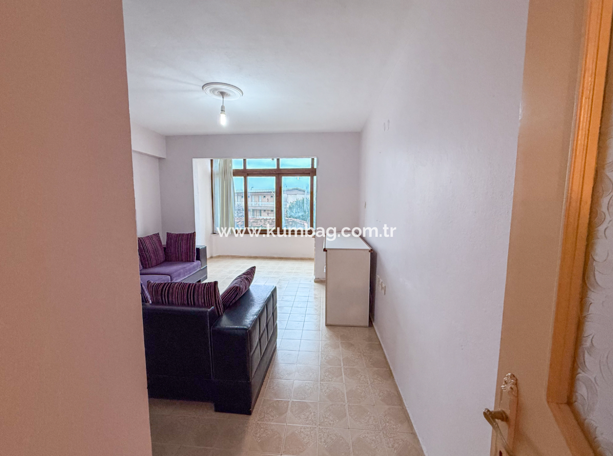 Kumbağ Ana Cadde Üzerinde Denize Yakın Bahçeli 1+1 Kiralık Daire