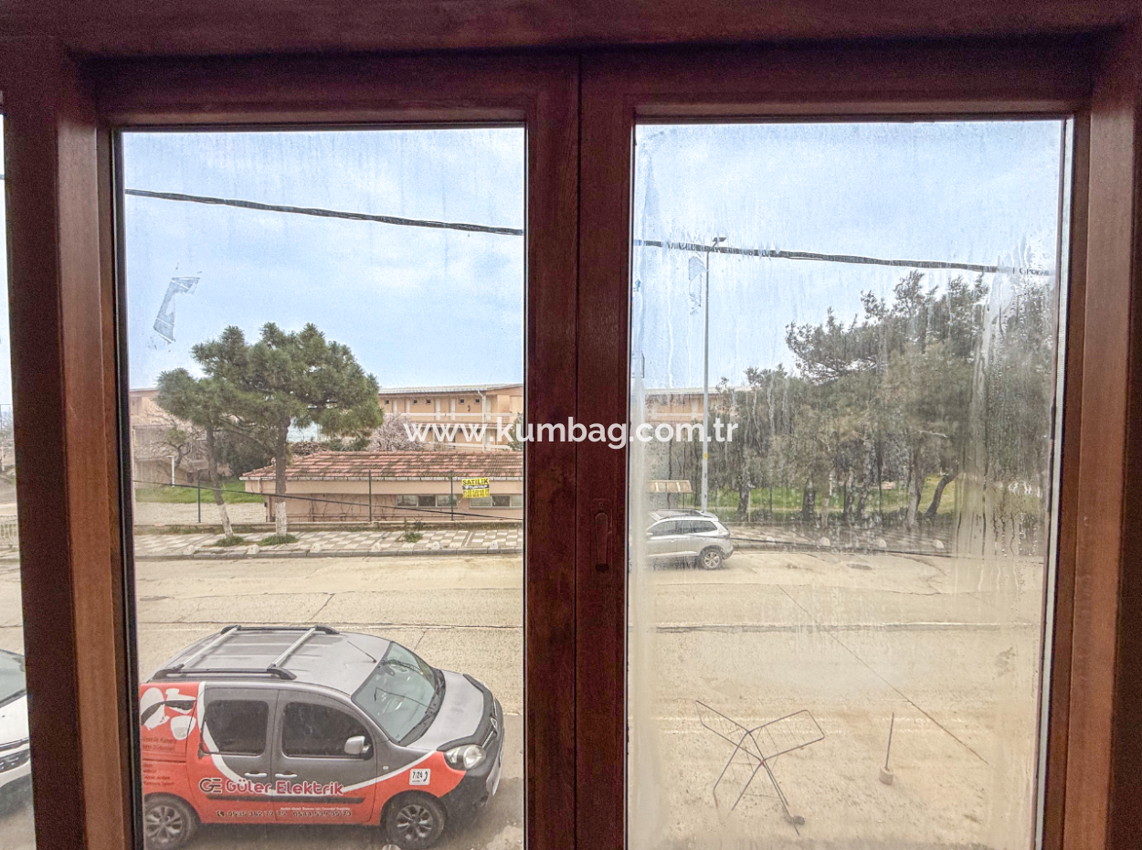 Kumbağ Ana Cadde Üzerinde Denize Yakın Bahçeli 1+1 Kiralık Daire