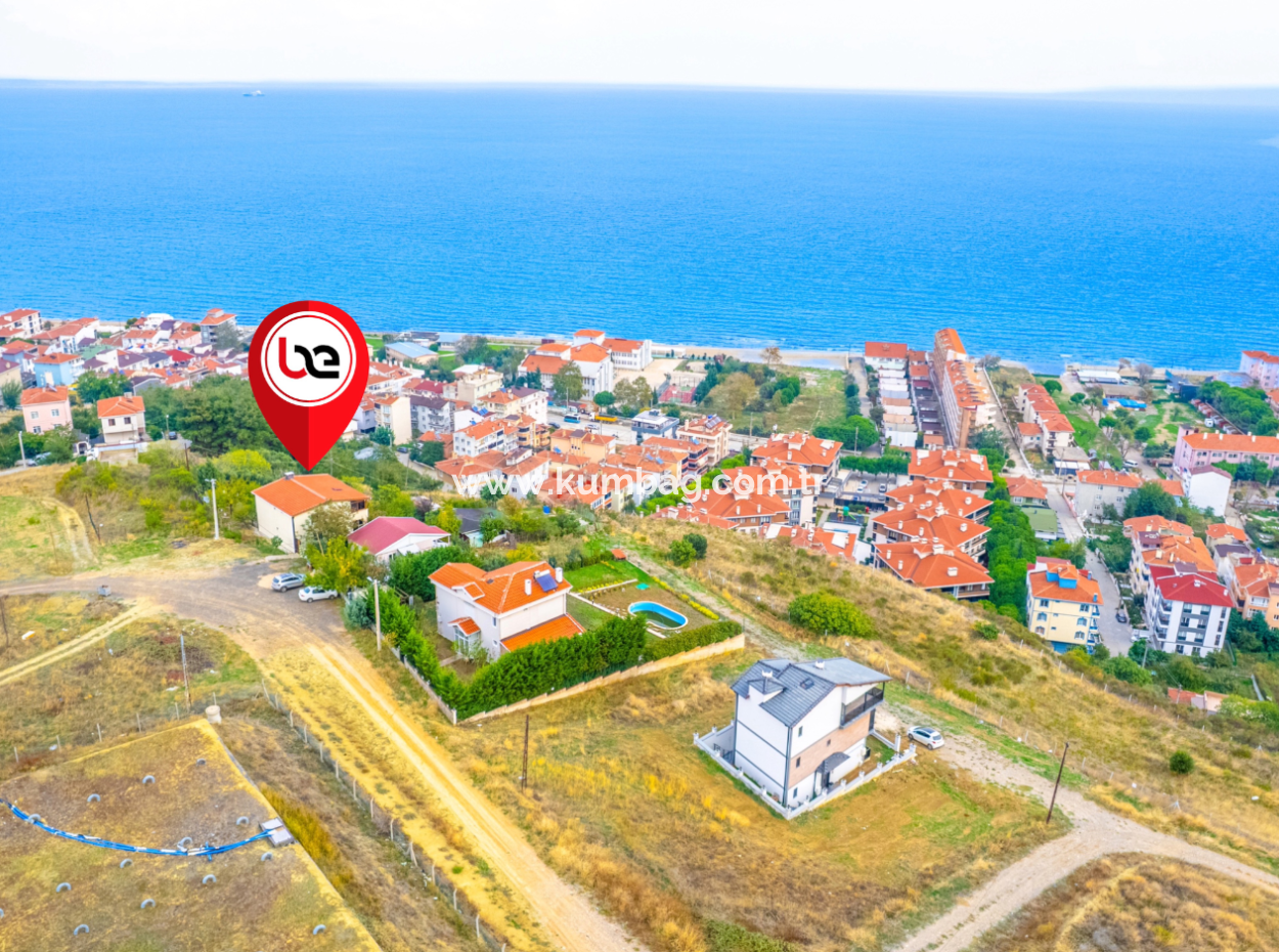 Kumbağ'da Panoramik Deniz Manzaralı Satılık 3+1 Dubleks Villa