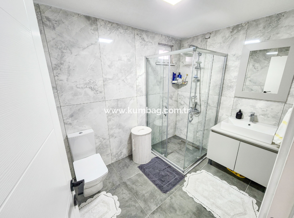 Kumbağ'da Panoramik Deniz Manzaralı Satılık 3+1 Dubleks Villa