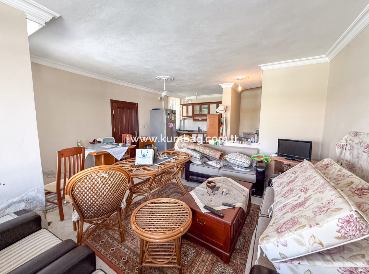 Kumbağ Denize 50 Mt Havuzlu Site İçinde Satılık Tripleks Villa