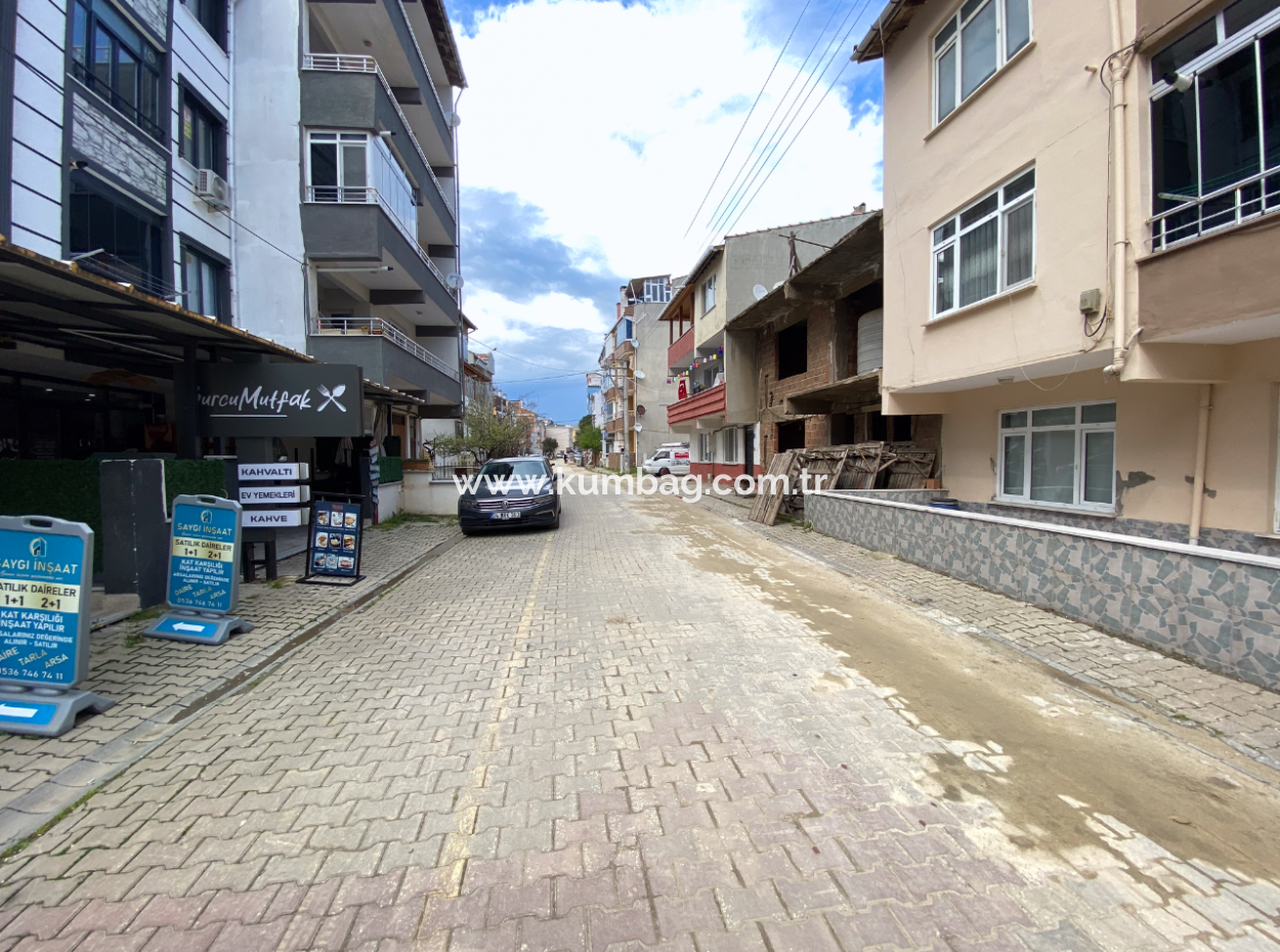 Kumbağ Pazar Sokağında Ayrı Mutfaklı Geniş 2+1 Kiralık Daire