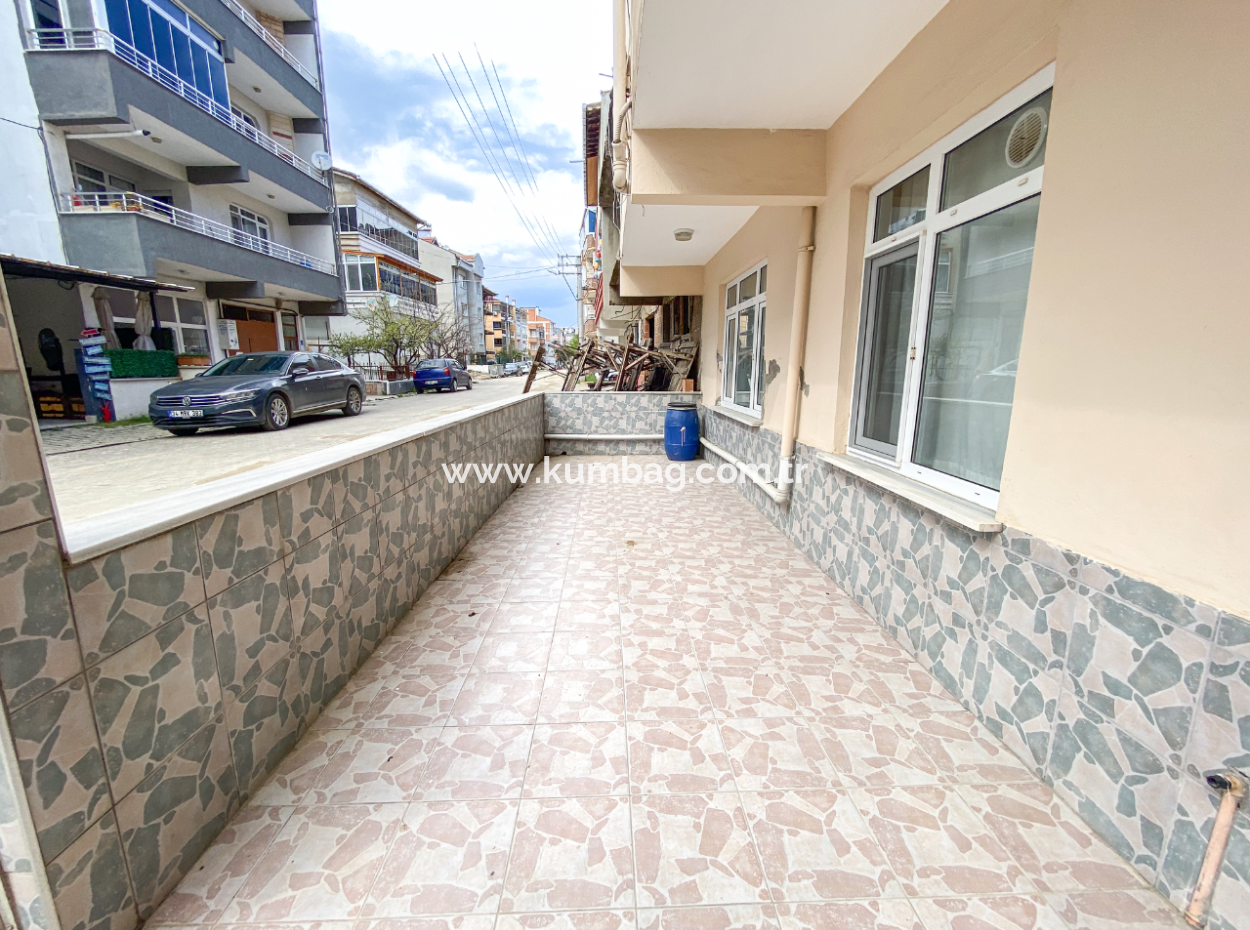 Kumbağ Pazar Sokağında Ayrı Mutfaklı Geniş 2+1 Kiralık Daire