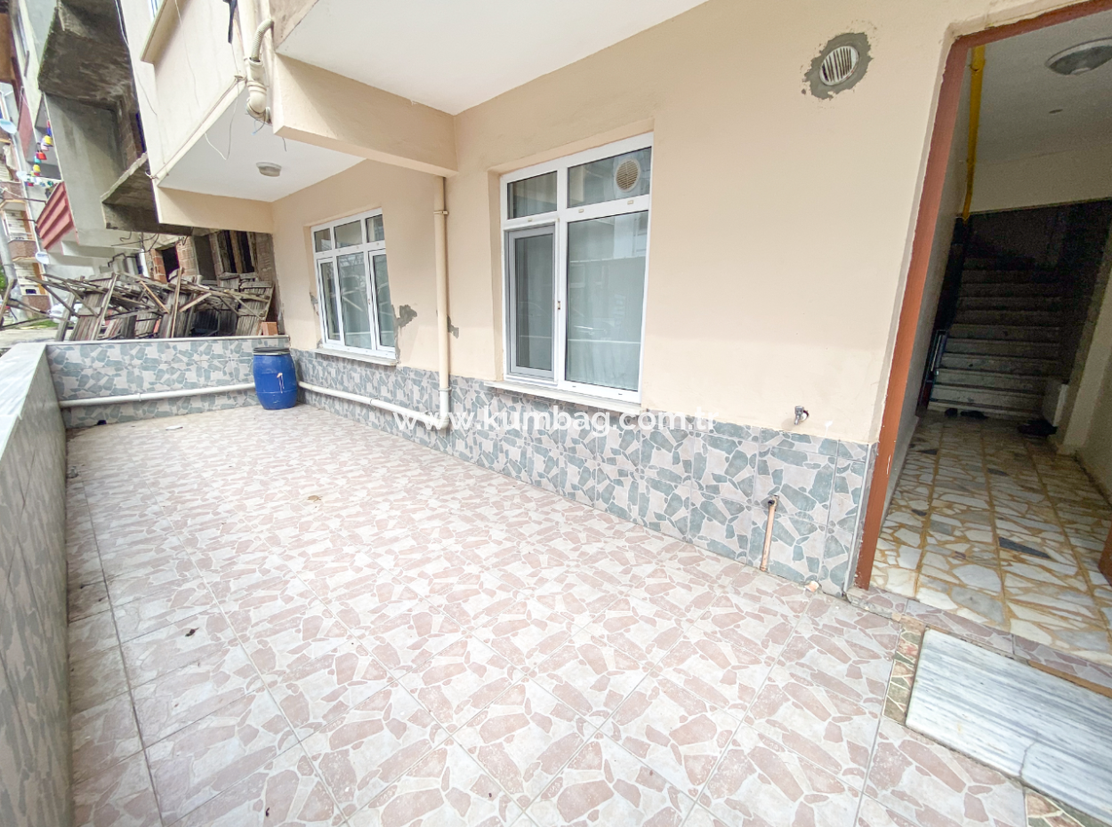 Kumbağ Pazar Sokağında Ayrı Mutfaklı Geniş 2+1 Kiralık Daire